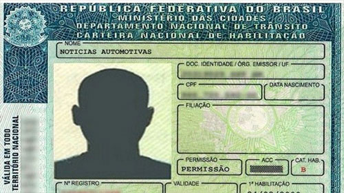 Mais uma mulher é detida na direção de veículo sem ter carteira de habilitação