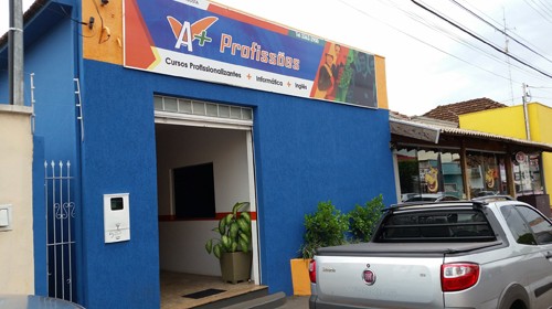 “A + Profissões” oferece qualificação para seu sucesso profissional