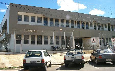 Conciliadores e mediadores de Assis aderem à greve e paralisam atividades no Fórum