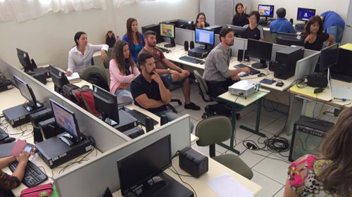 Escola de Frutal do Campo utiliza Google Classroom em sala de aula
