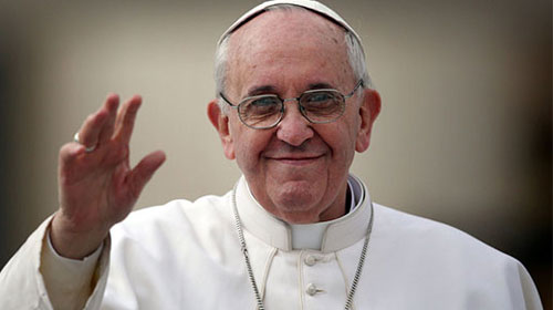 Papa Francisco diz que críticas de cardeais não tiram seu sono