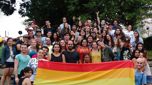 Coletivo realiza piquenique a favor da diversidade, em Assis