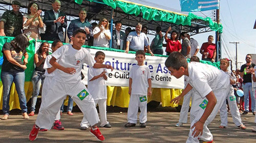 Escolas municipais se apresentam no Desfile Cívico