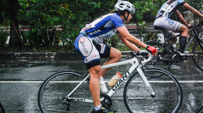 Ciclista assisense disputa prova e dá trabalho para atual campeã brasileira na categoria sub-23