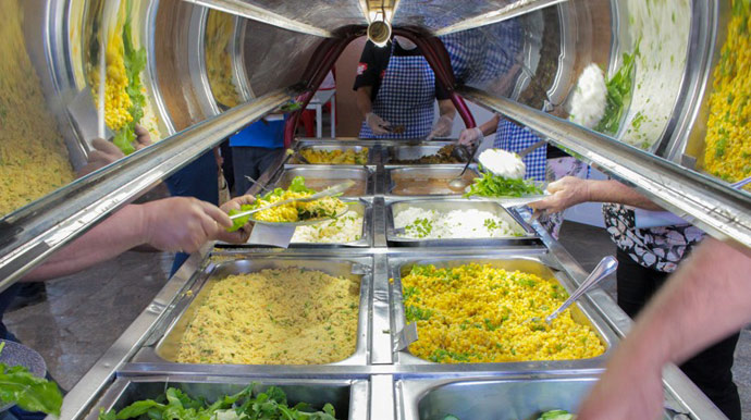 Restaurante Popular tem cardápio variado ao longo da semana, em Assis