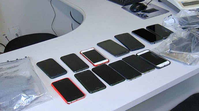 Homem é preso com 27 celulares furtados em festa universitária