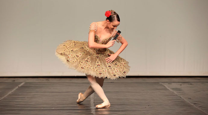 Transforme seu corpo e mente através da dança com a Escola de Balé Isabel Gusman