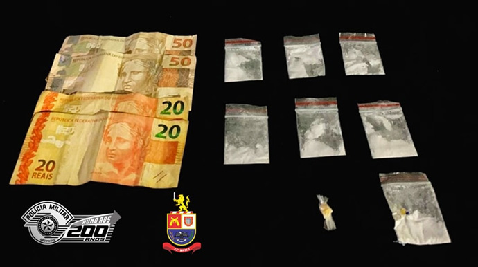 Adolescente de 15 anos é apreendido com porções de cocaína e crack em Platina