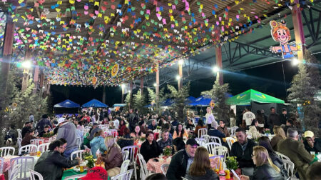 34ª Festa Julina de Florínea chega ao último dia com show de Carreiro & Capataz neste domingo
