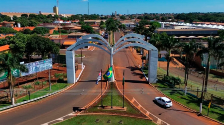 Palmital é o município que mais recebeu em emendas parlamentares na região e o terceiro melhor em distribuição per capita, aponta levantamento Entrada da cidade de Palmital - FOTO: Divulgação