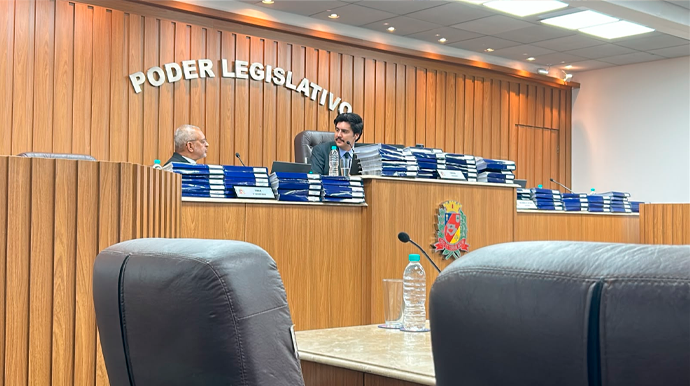 Pela segunda vez, prefeita Telma Spera não comparece à CPI dos Combustíveis e pede para responder questionamentos por escrito Prefeita Telma Spera não compare pela segunda vez na CPI dos Combustíveis - FOTO: Câmara Municipal de Assis