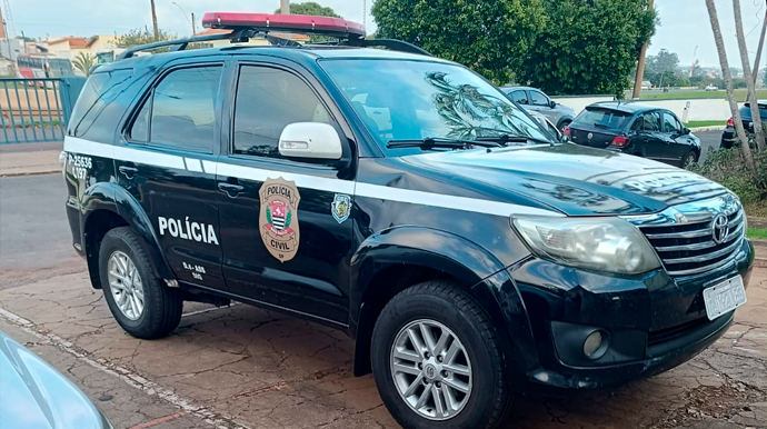 Polícia Civil esteve na Secretaria Municipal de Obras, Planejamento e Serviços nesta manhã - FOTO: Enviada ao Portal AssisCity